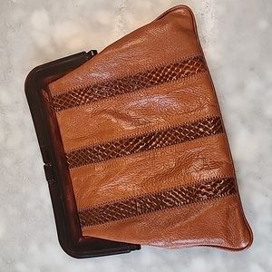 Vintage 70s Leather Clutch EUC